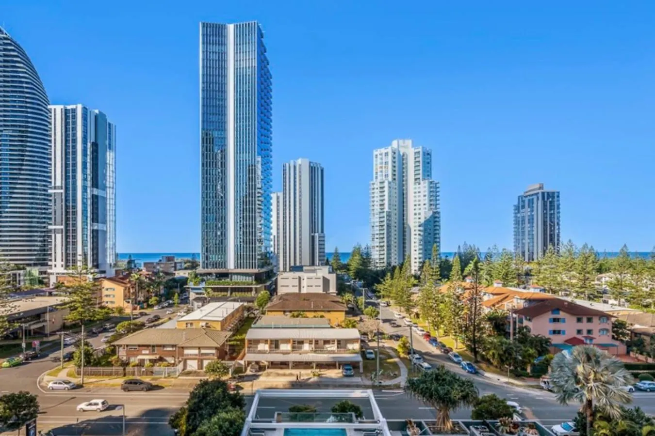 Broadbeach Ocean View Apartment Wifi Parking Gold Coast